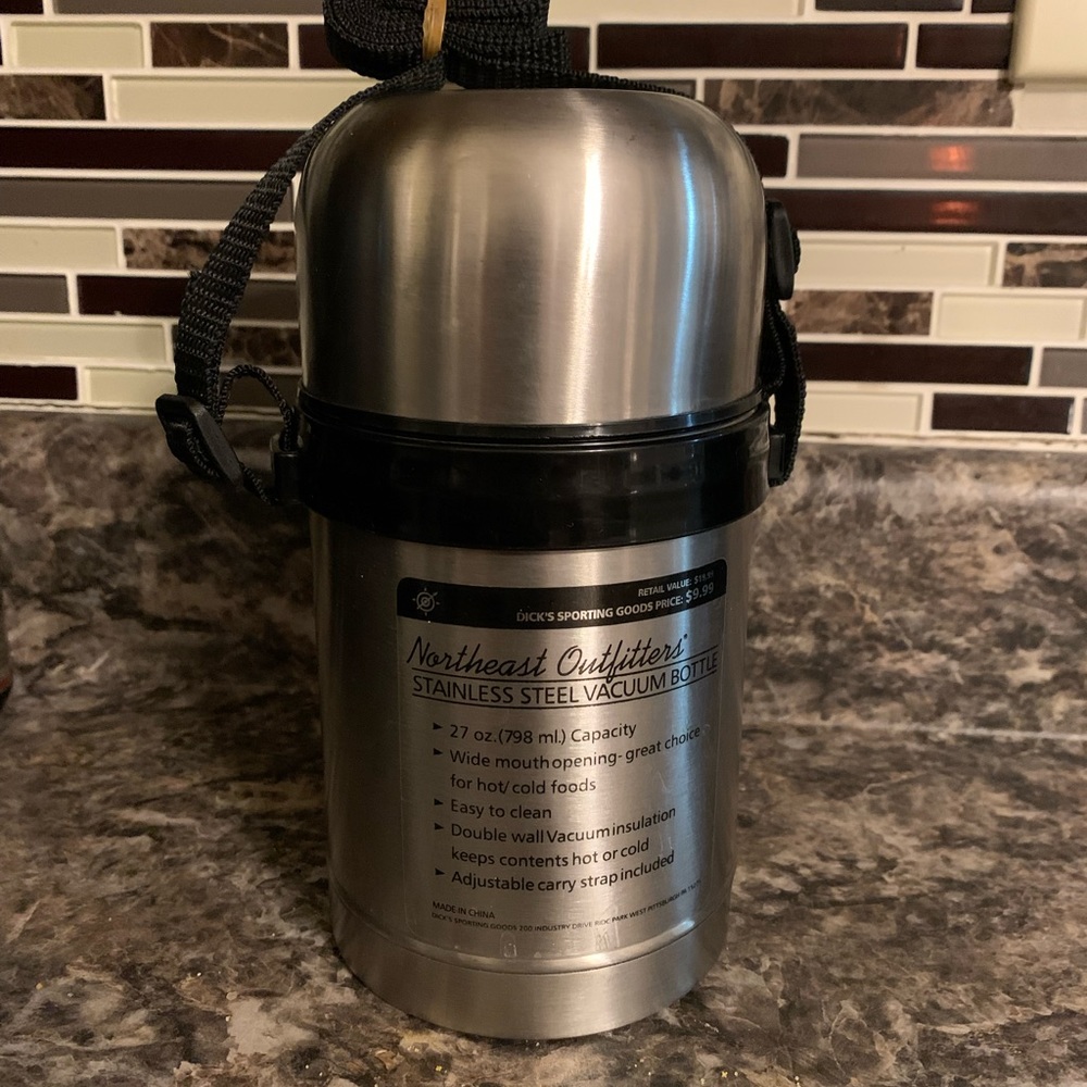 Northeast Outfitters 27 oz. vacuum insulated container bottle thermos